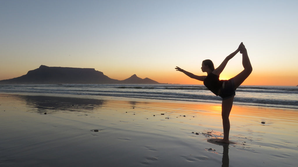 Le yoga en plein air : une pratique naturelle pour le bien-être du corps en été